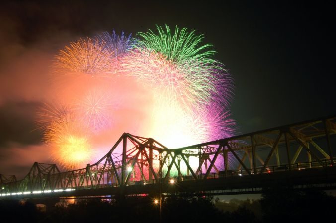 Hanabi (feux d'artifices) ©eesti